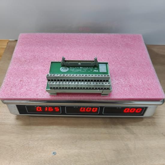 1492-IFM40F Allen-Bradley