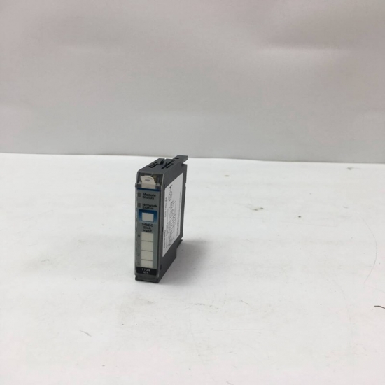 2711P-T12W22D8S-B Allen-Bradley