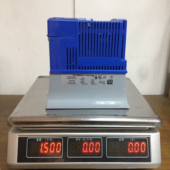 ERBD018R03K0 1PC LENZE