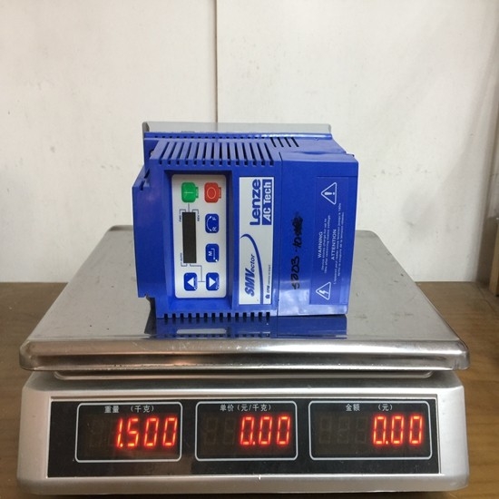 MCS 06I41-RS0B0-Z0B0-STBS00N-R0SU LENZE