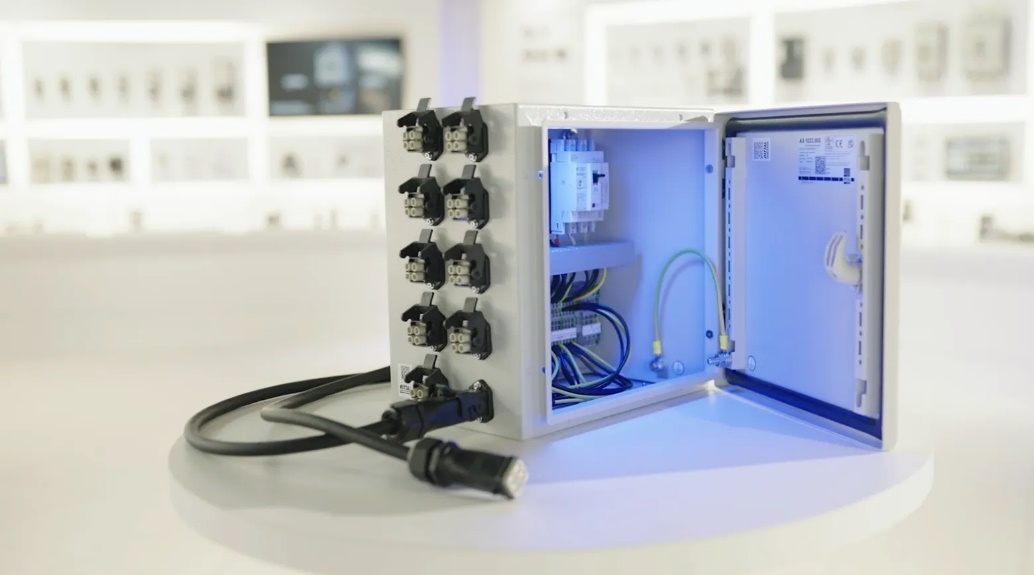 HARTING and Fuji Electric join forces to create benchmark solutions